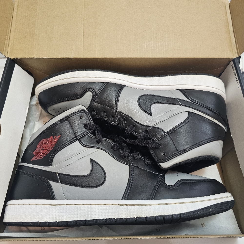 Air Jordan Retro 1 "SHADOW RED" SIZE 10.5 WORN <10x